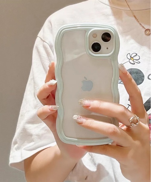 ammy.（エイミードット）の「【 ammy. / エイミードット 】 パステル うねうね フレーム iPhoneケース / X , XS , 12 , 12pro , 13 , 13pro , 14 , 14pro , 15pro , 15 , 16pro , 16 対応（スマホケース/カバー・レディース・ピンク/ブルー/ミント/パープル/イエロー/アイボリー/ブラック・B/C/A/E/D/F/G/H/I/iPhone 16 Pro/iPhone 16）」の10枚目の写真