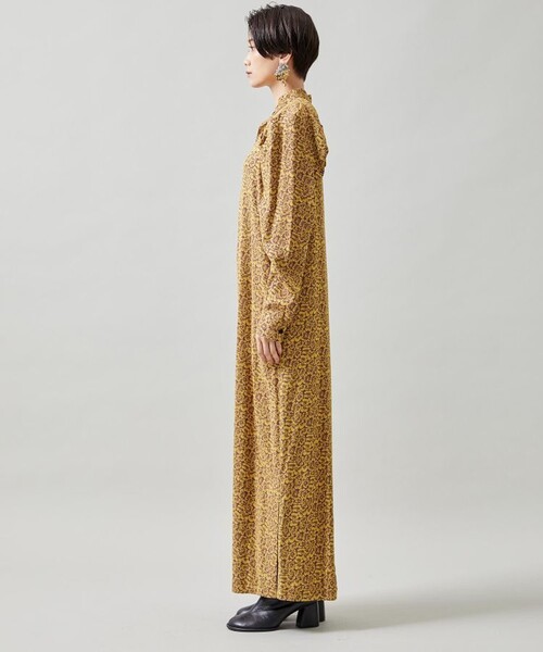 試着のみ　TOGA PULLA トーガプルラ　ベージュ s 22A Toga Pullaのベージュ レザー プラットフォーム サンダルがセール中