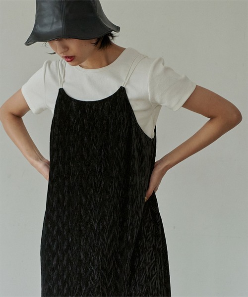 miette（ミエット）の「ダブルストラップベロアキャミワンピース（ワンピース・レディース・ブラック/グリーン・FREE）」の14枚目の写真