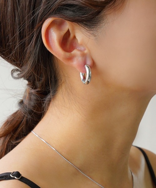 IAMUSE（アイアミューズ）の「金属アレルギー対応 シンプルフープピアス ゴールド(両耳)×シルバー(両耳)セット S0760【IAMUSE】（ピアス（両耳用）・レディース・シルバー×ゴールド・FREE）」の11枚目の写真