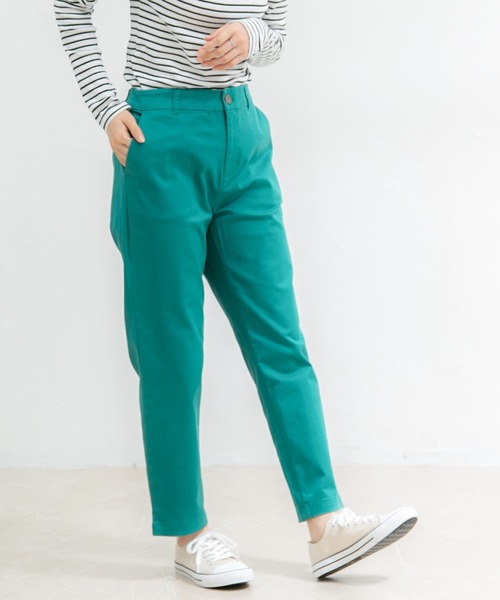 Honeys（ハニーズ）の「チノテーパード（股下６４ｃｍ）（チノパンツ・レディース・グリーン/ブラック/ネイビー/モカ/オレンジ/ブルー系その他/アイボリー/ライトベージュ/カーキ・M/LL/L/SS/S/3L）」の6枚目の写真