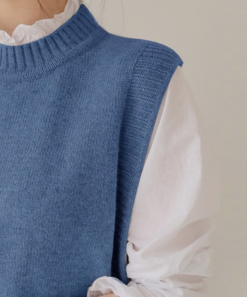 Doux Belle（ドゥーベル）の「ラウンドネックニットベスト（ベスト・レディース・ベージュ/ブルー/グレー/ブラック・MEDIUM/X-LARGE/SMALL/LARGE）」の6枚目の写真