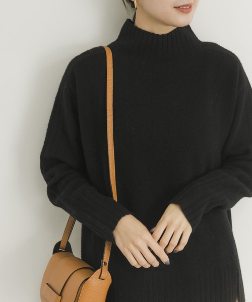 URBAN RESEARCH（アーバンリサーチ）の「カシミヤ混強縮ニットプルオーバー（ニット/セーター・レディース・ブラック/オフホワイト/オレンジ/ブルー・FREE）」の19枚目の写真