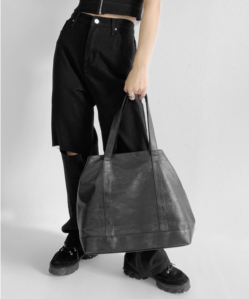 LVEU.(ラブユ.)の「【LVEU.】シンプルトートバッグ / バッグ 鞄 BAG トート A4 通勤 通学 ユニセックス 男女兼用 合皮 ブラック 大容量(トートバッグ・レディース・ブラック・FREE)」の8枚目の写真