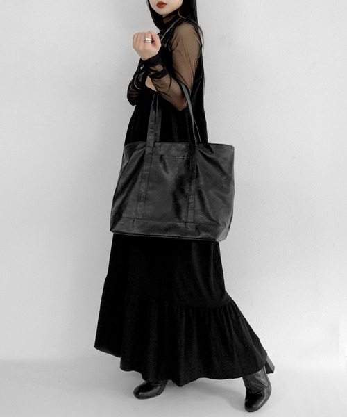 LVEU.(ラブユ.)の「【LVEU.】シンプルトートバッグ / バッグ 鞄 BAG トート A4 通勤 通学 ユニセックス 男女兼用 合皮 ブラック 大容量(トートバッグ・レディース・ブラック・FREE)」の5枚目の写真