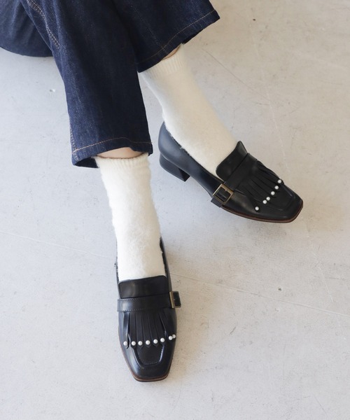 SESTO(セスト)の「パールタッセルローヒールローファーパンプス(ローファー・レディース・ブラック/ブラック系その他・22.5cm/23.0cm/23.5cm/24.0cm/24.5cm/25.0cm)」の15枚目の写真
