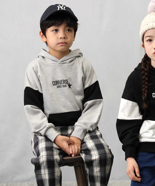 CONVERSE（コンバース）の「【CONVERSE】配色パーカー（パーカー・キッズ・ブラック/グレー・120/130/150/160/105/140）」の7枚目の写真