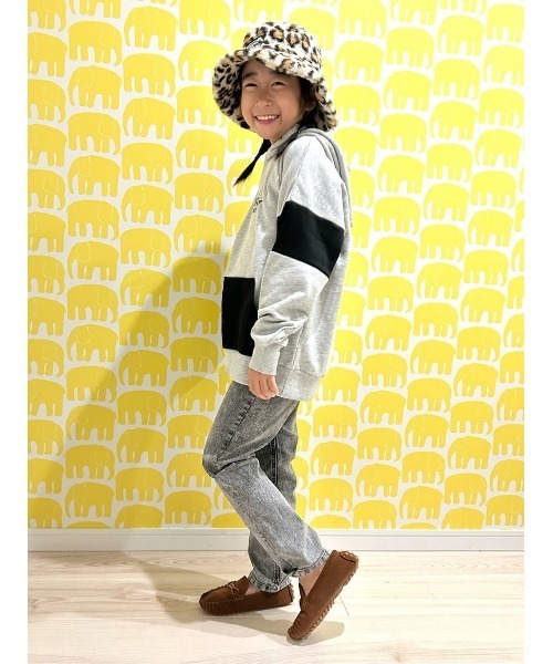 CONVERSE（コンバース）の「【CONVERSE】配色パーカー（パーカー・キッズ・ブラック/グレー・120/130/150/160/105/140）」の22枚目の写真