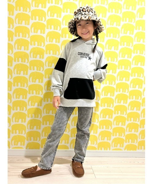 CONVERSE（コンバース）の「【CONVERSE】配色パーカー（パーカー・キッズ・ブラック/グレー・120/130/150/160/105/140）」の21枚目の写真