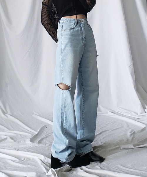 me+em select（ミームセレクト）の「【 ７color ／ ３size 】カットアウトサイドスリットロングデニムパンツ（デニムパンツ・レディース・ブルー/アイボリー/ブラック/ライトブルー/ブルー系その他/オートミール/ブラック系その他・SMALL/MEDIUM/LARGE/X-LARGE）」の11枚目の写真