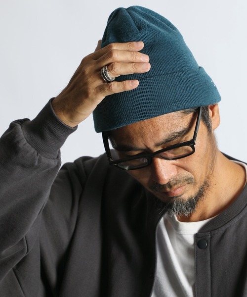 The DUFFER of ST.GEORGE(ザダファーオブセントジョージ)の「BASIC KNIT CAP:日本製 ニットキャップ(ニットキャップ/ビーニー・メンズ・チャコールグレー/ブラック/ネイビー/カーキブラウン/シルバーグレー/インディゴブルー・F)」の6枚目の写真