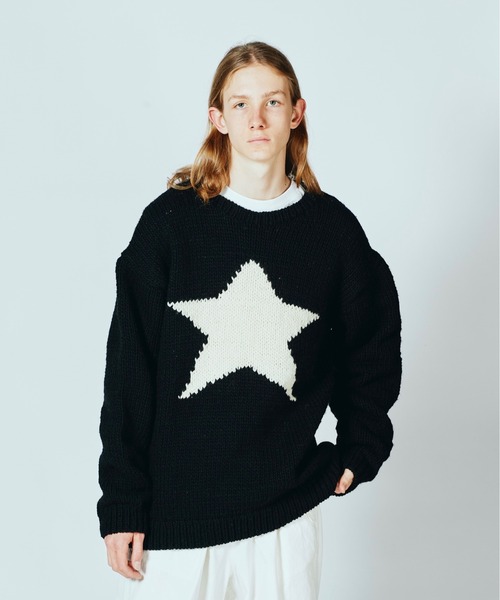 THRIFTY LOOK（スリフティールック）の「THRIFTY LOOK/スリフティールック ★SWEATERスターセーターユニセックス（ニット/セーター・メンズ・ブラック/ネイビー・MEDIUM/LARGE/SMALL）」の4枚目の写真