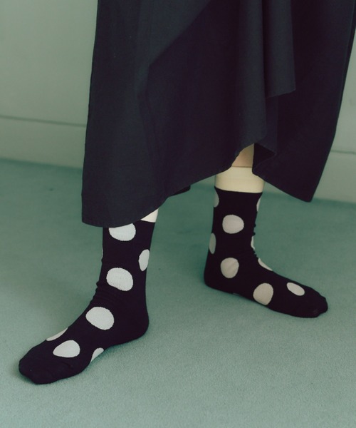 manana suerte（マニャーナスエルテ）の「ドット柄ソックス（ソックス/靴下・レディース・オフホワイト/ブラック・FREE）」の4枚目の写真