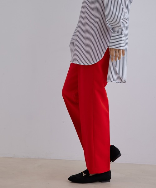 Jayro(ジャイロ)の「エステルストレッチセンタープレステーパードパンツ(その他パンツ・レディース・ブラック/レッド/ネイビー/ピンク/グリーン・FREE)」の17枚目の写真