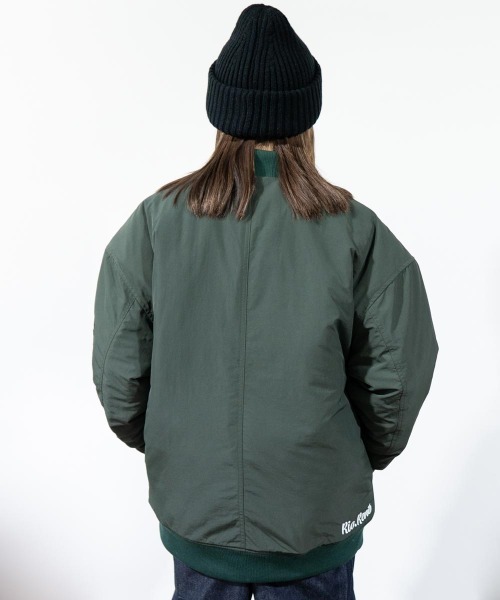 TopIsm（トップイズム）の「RIO.REVIB 中綿ナイロンツイルMA-1（MA-1・メンズ・ホワイト/ネイビー/ブラック/グリーン・L/M/XL）」の10枚目の写真