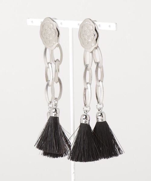 TOGA PULLA（トーガ プルラ）の「TOGA PULLA Chain fringe earrings  