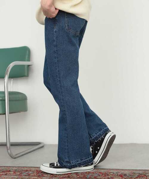 SENSE OF PLACE by URBAN RESEARCH(センスオブプレイスバイアーバンリサーチ)の「デニムフレアパンツ(デニムパンツ・メンズ・ブラック/インディゴブルー・MEDIUM/LARGE)」の18枚目の写真