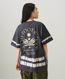 TOBILA（トビラ）の「絞り染め天竺バックプリントTシャツ（Tシャツ/カットソー）」