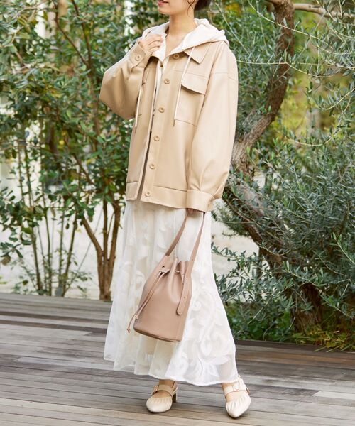 MAJESTIC LEGON（マジェスティックレゴン）の「ふかふかフィットギャザーミュール（サンダル・レディース・ブラック/アイボリー・SMALL/MEDIUM/LARGE/X-LARGE）」の6枚目の写真