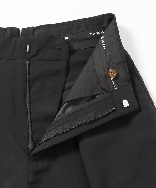 Ray BEAMS（レイビームス）の「FARAH × Ray BEAMS / 別注 1tuck Wide Shorts（その他パンツ・レディース・ブラック/ベージュ・26inch/28inch）」の6枚目の写真
