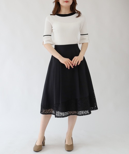 TRUDEA(トルディア)の「裾レース使いフレアスカート(スカート・レディース・ネイビー/グレイッシュベージュ/ベージュ/ブラック・SMALL/MEDIUM/LARGE)」の7枚目の写真