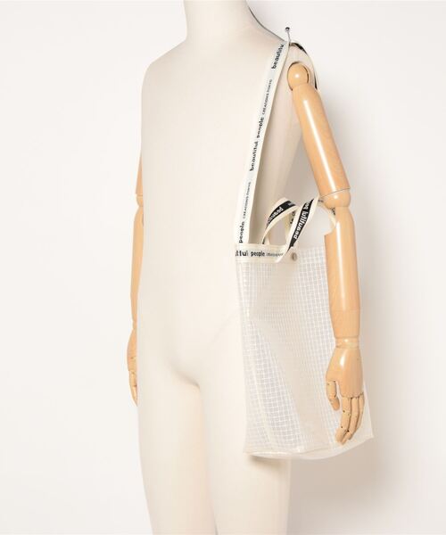 beautiful people(ビューティフルピープル)の「beautiful people plaid vinyl logo tape shoulder bag 1000611931(ショルダーバッグ・レディース・クリア・FREE)」の7枚目の写真