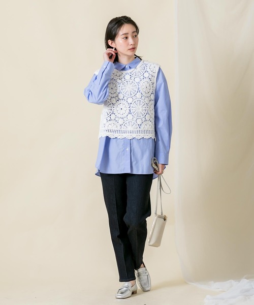 Torrazzo Donna(トラッゾドンナ)の「CNyかぎ針レースベスト(ベスト・レディース・ホワイト・FREE)」の2枚目の写真