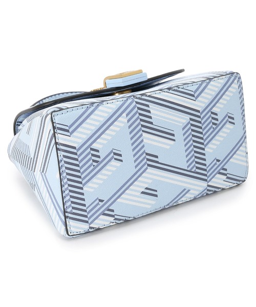 【セール】MONTREAL Mini Crossbody Flap（ハンドバッグ）｜Guess（ゲス）のファッション通販 ZOZOTOWN