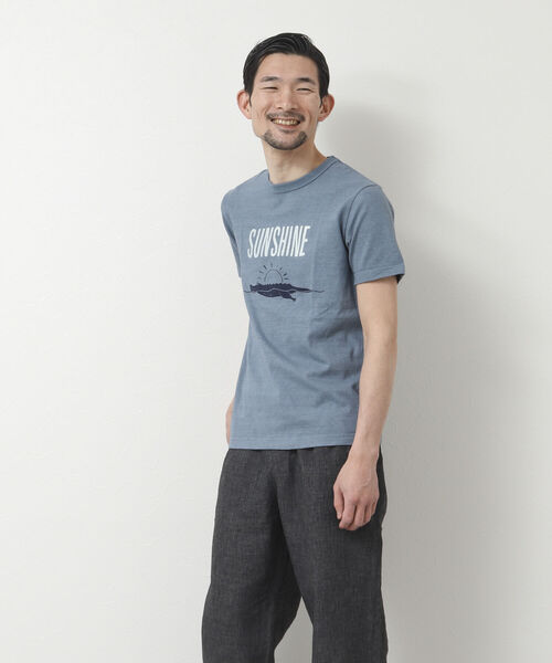 BARNS OUTFITTERS(バーンズアウトフィッターズ)の「【BARNS OUTFITTERS/バーンズアウトフィッターズ】別注吊り編みTシャツ SUNSHINE(Tシャツ/カットソー・メンズ・ホワイト/グレイッシュブルー/グレー・S/M/L/XL)」の7枚目の写真