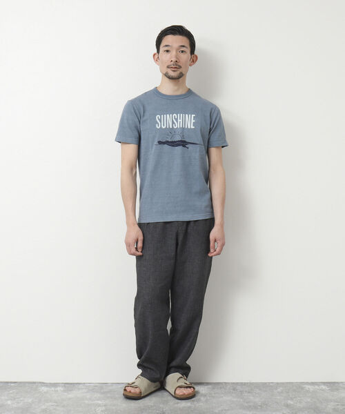 BARNS OUTFITTERS(バーンズアウトフィッターズ)の「【BARNS OUTFITTERS/バーンズアウトフィッターズ】別注吊り編みTシャツ SUNSHINE(Tシャツ/カットソー・メンズ・ホワイト/グレイッシュブルー/グレー・S/M/L/XL)」の9枚目の写真