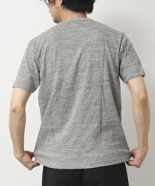 BARNS OUTFITTERS(バーンズアウトフィッターズ)の「【BARNS OUTFITTERS/バーンズアウトフィッターズ】別注吊り編みTシャツ SUNSHINE(Tシャツ/カットソー・メンズ・ホワイト/グレイッシュブルー/グレー・S/M/L/XL)」の16枚目の写真