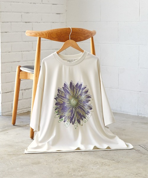 EMMA CLOTHES(エマクローズ)の「オーバーサイズフラワーアートグラフィック半袖Tシャツ EMMA CLOTHES(Tシャツ/カットソー・メンズ・ブラック/オフホワイト/グリーン系・M/L)」の10枚目の写真