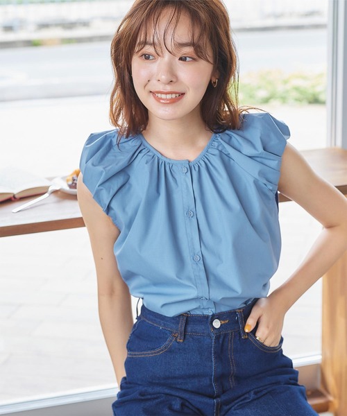 titivate(ティティベイト)の「前後2wayパフショルダーシャツブラウス(シャツ/ブラウス・レディース・オフホワイト/ブラック/イエロー/ブルー・S/M)」の22枚目の写真