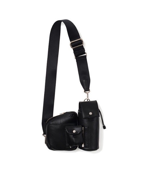 nunc NN121 Combine Shoulder ショルダーバッグ 黒 NUNC（ヌンク）の「nunc NN121 Combine Shoulder（ショルダー