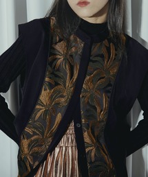 Jacquard line スリーブレストップス