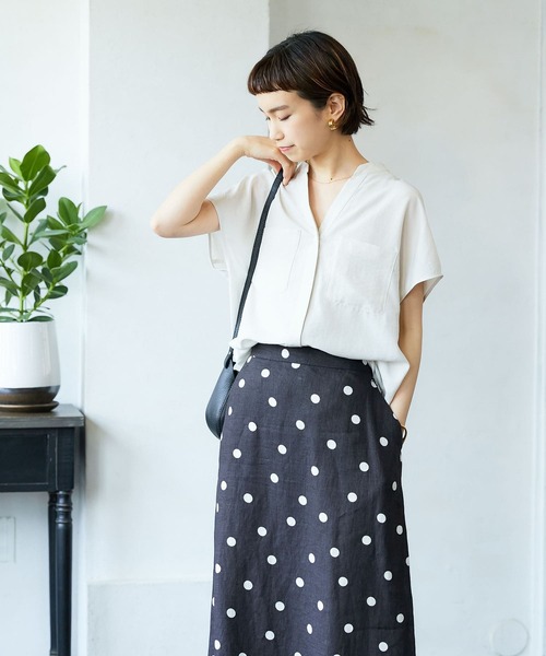 URBAN RESEARCH(アーバンリサーチ)の「ポケット付エアリーシャツ(シャツ/ブラウス・レディース・ネイビー/マスタード/オフホワイト・FREE)」の5枚目の写真