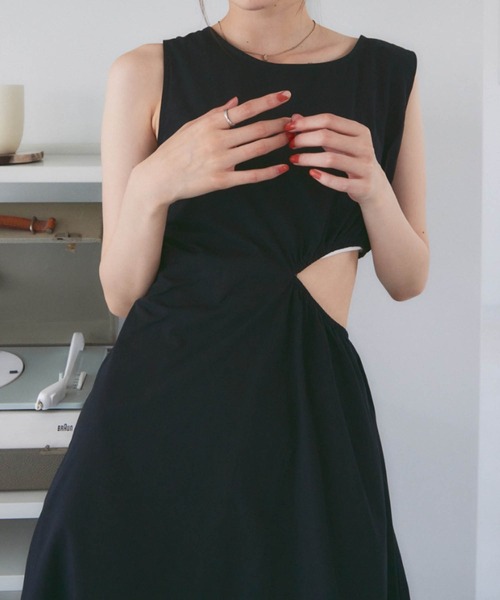 solleim（ソルレム）の「カットアウトノースリワンピース（ワンピース・レディース・ブラック/アイボリー・M）」の21枚目の写真