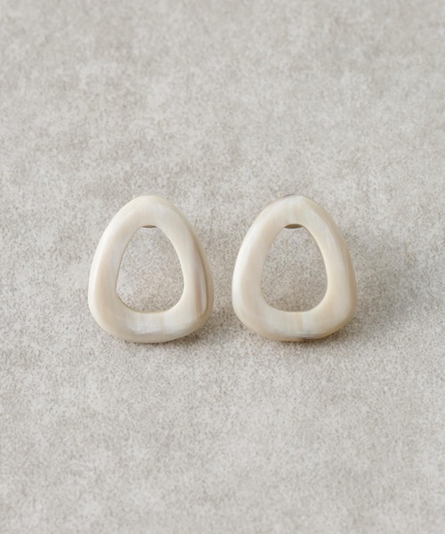 BEARDSLEY（ビアズリー）の「バッファローホーンピアス（ピアス（両耳用）・レディース・ブラック/アイボリー・FREE）」の8枚目の写真