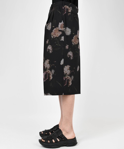LAD MUSICIAN / PAINT FLOWER 2TUCK SHORT