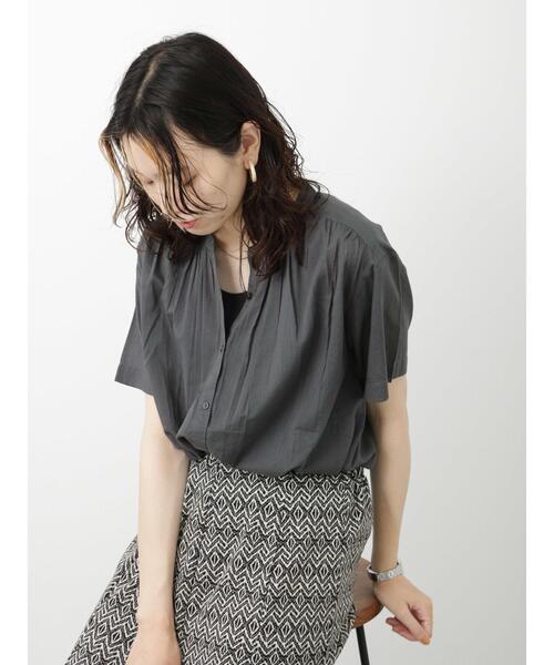 Samansa Mos2 blue（サマンサモスモスブルー）の「ボイルギャザーブラウス（シャツ/ブラウス・レディース・ベージュ/チャコールグレー/イエロー/グリーン・F）」の2枚目の写真