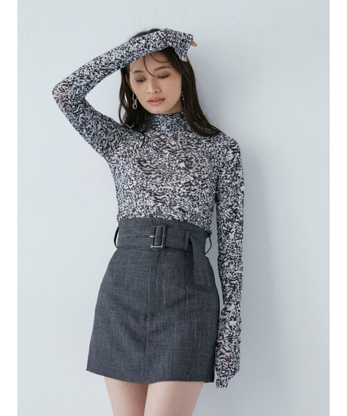 MURUA（ムルーア）の「ジオメトリックチュールトップス（Tシャツ/カットソー・レディース・ホワイト/ベージュ・FREE）」の17枚目の写真