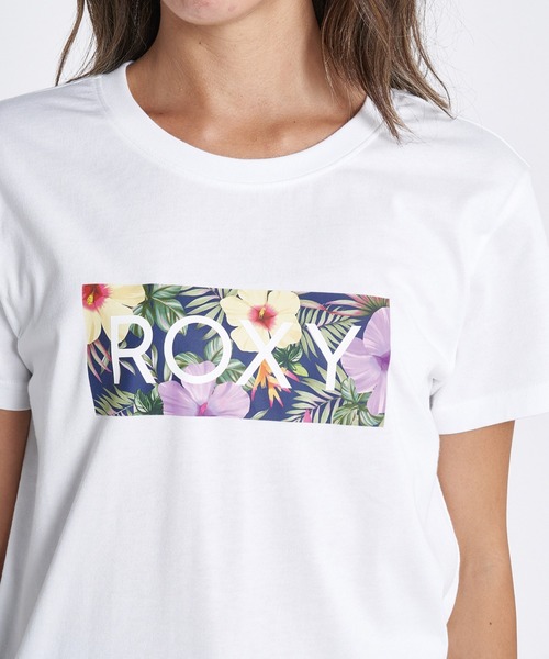 ROXY(ロキシー)の「FIREWORK BOX LOGO/ロキシー花柄ロゴ半袖Tシャツ(Tシャツ/カットソー・レディース・ホワイト/ブラック/オレンジ・MEDIUM/LARGE/SMALL)」の5枚目の写真