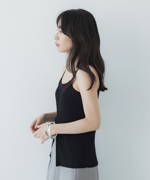 UNITED TOKYO（ユナイテッドトウキョウ）の「【WEB限定】コルトカラーリブニット-ウォッシャブル-（ニット/セーター・レディース・アイボリー/ブラック・FREE）」の11枚目の写真