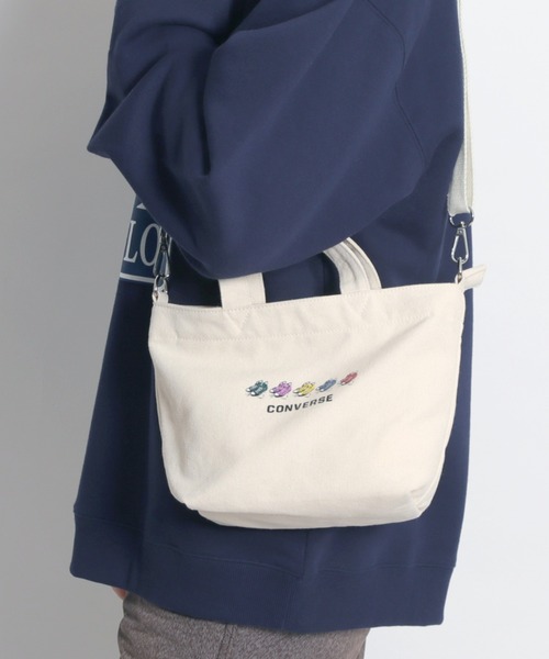 CONVERSE(コンバース)の「【CONVERSE/コンバース】CV FIVE SHOES PRINT 2WAY TOTE BAG プリント2ウェイトートバッグ(ショルダーバッグ・メンズ・ホワイト/ブラック・FREE)」の6枚目の写真