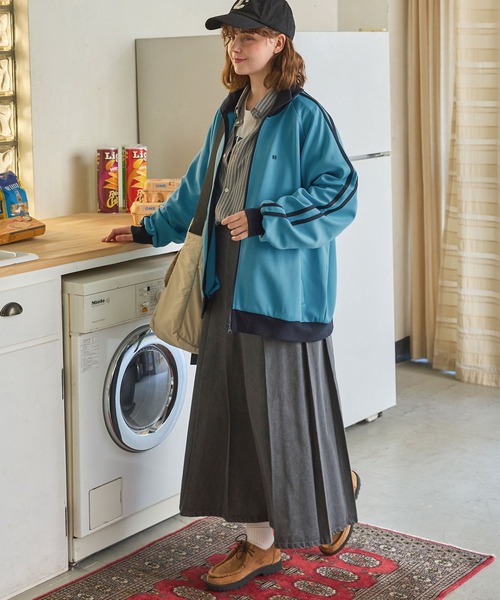 MONO-MART LADY'S（モノマートレディース）の「ワンポイントナンバリング刺繍ライントラックジャケット（ジャージ・レディース・グリーン/ネイビー/ベージュ/ブラウン/ライトブルー/アイボリー・FREE）」の14枚目の写真