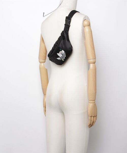 【adidas】FLOWER WAIST BAG フラワー ウエストバッグ adidas Flower Waist Bag - Black | Free Shipping with adiClub