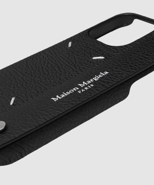 Maison Margiela(メゾンマルジェラ)の「PHONE COVER WITH HANDLE AND RING(スマホケース/カバー・レディース・ブラック・FREE)」の4枚目の写真