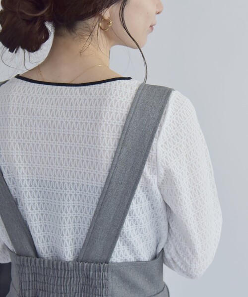 quaranciel(カランシエル)の「quaranciel:〈洗濯機可能〉ループ レース プルオーバー(Tシャツ/カットソー・レディース・ホワイト/ブラック・ONE SIZE)」の2枚目の写真