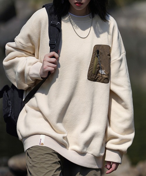 aimoha(アイモハ)の「aimoha outdoor フリースプルオーバー(スウェット・レディース・ブラウン/オフホワイト/ブラック/チョコ・LARGE/MEDIUM/X-LARGE)」の7枚目の写真