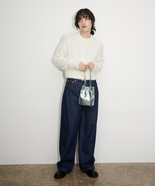 アダムエロペ　シルバー　メタリック 春夏コーデのアクセントに◎高収納「シルバーバッグ」 | LEE